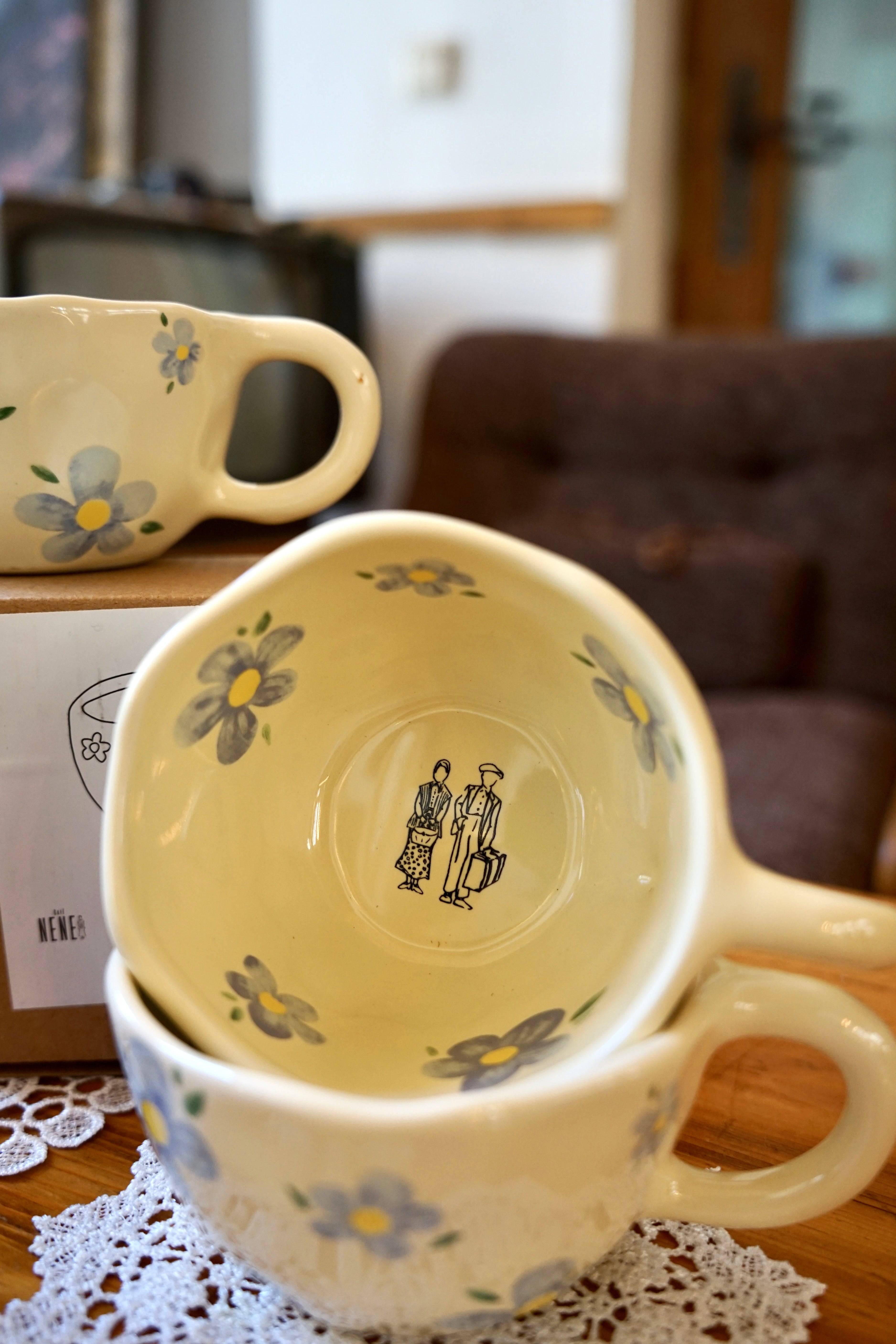 NENE´s Tasse © mit blauen Blumenmuster - DEDE loves NENE