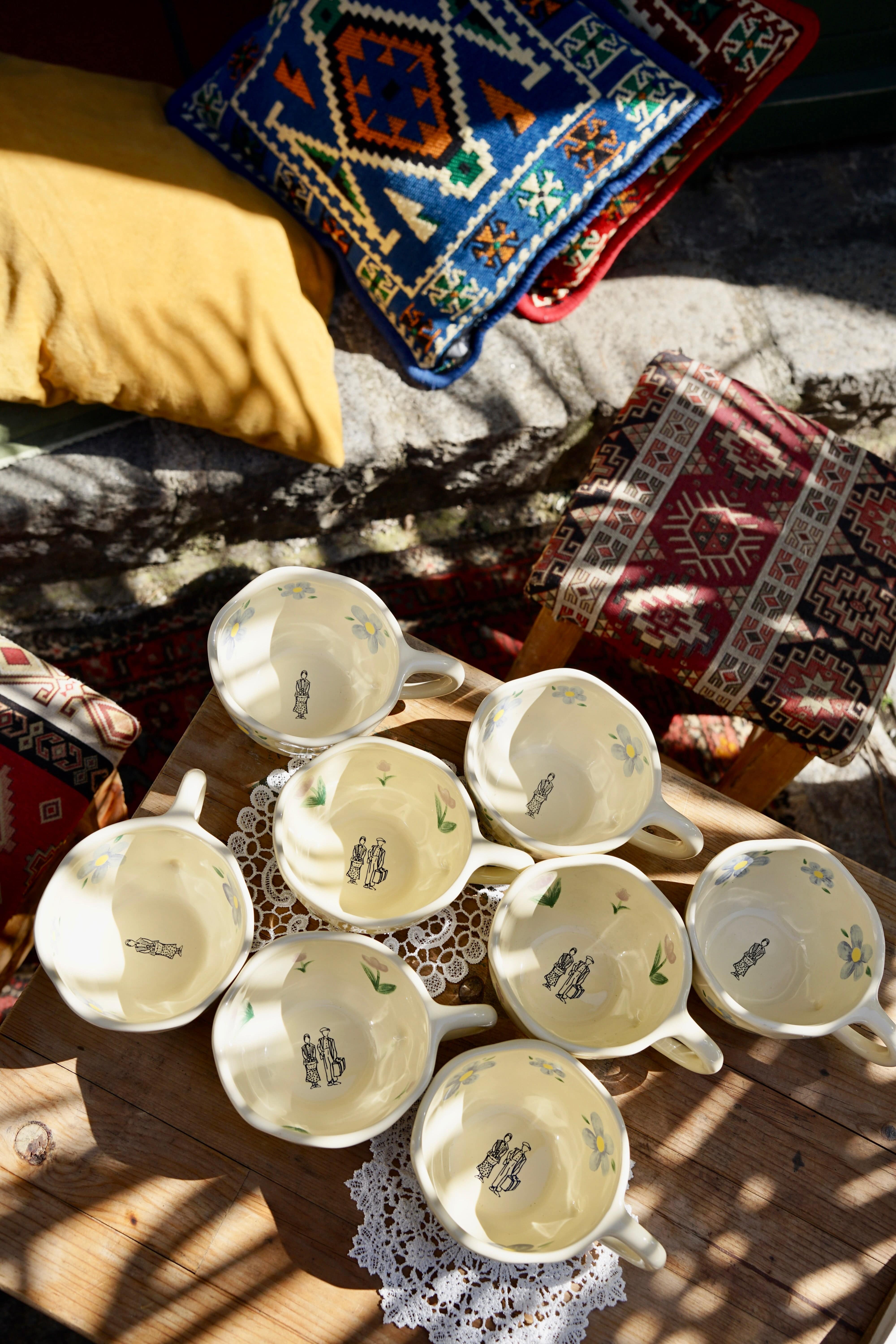 NENE´s Tasse © mit blauen Blumenmuster - DEDE loves NENE