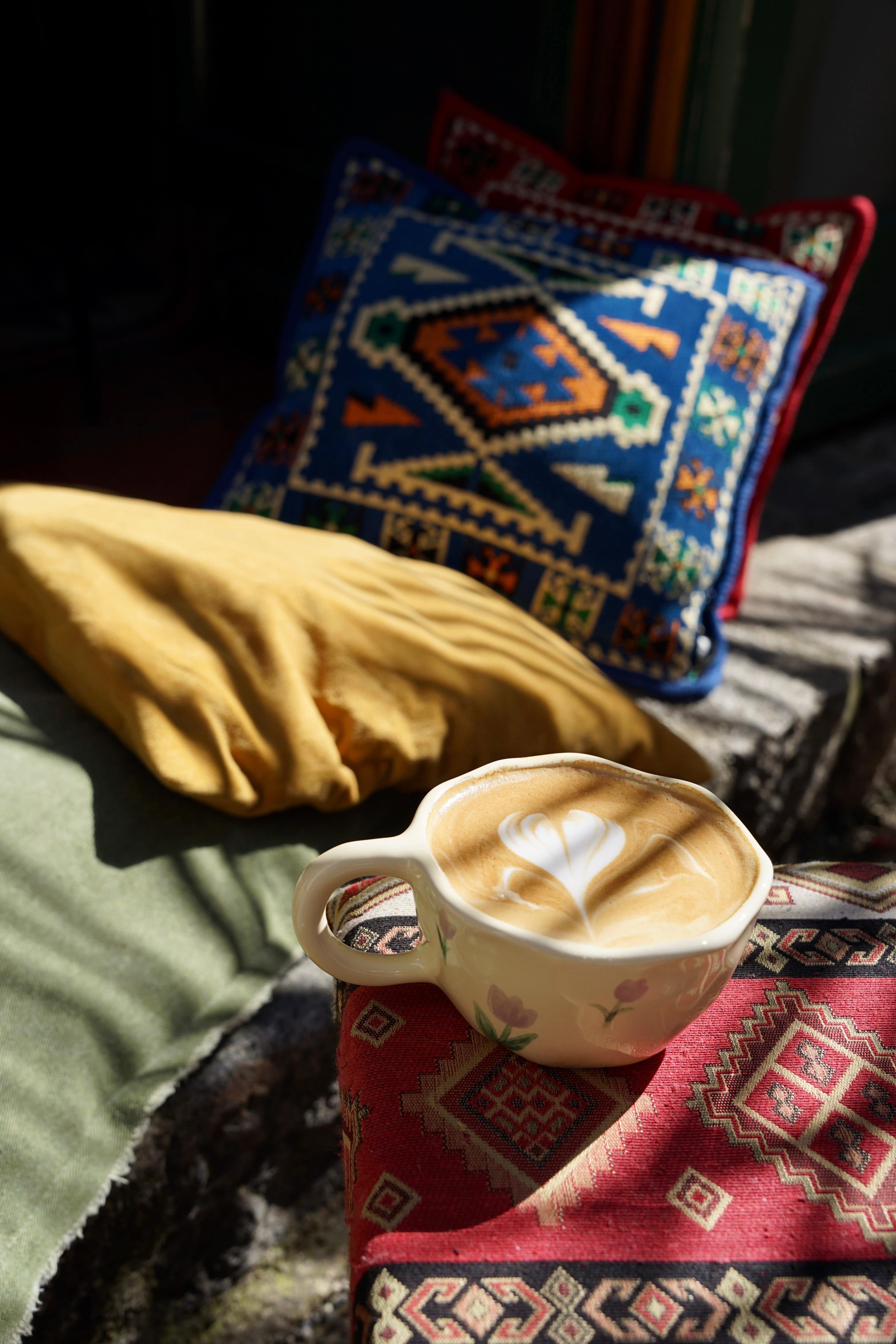 NENE´s Tasse © mit lila Tulpenmuster - DEDE loves NENE